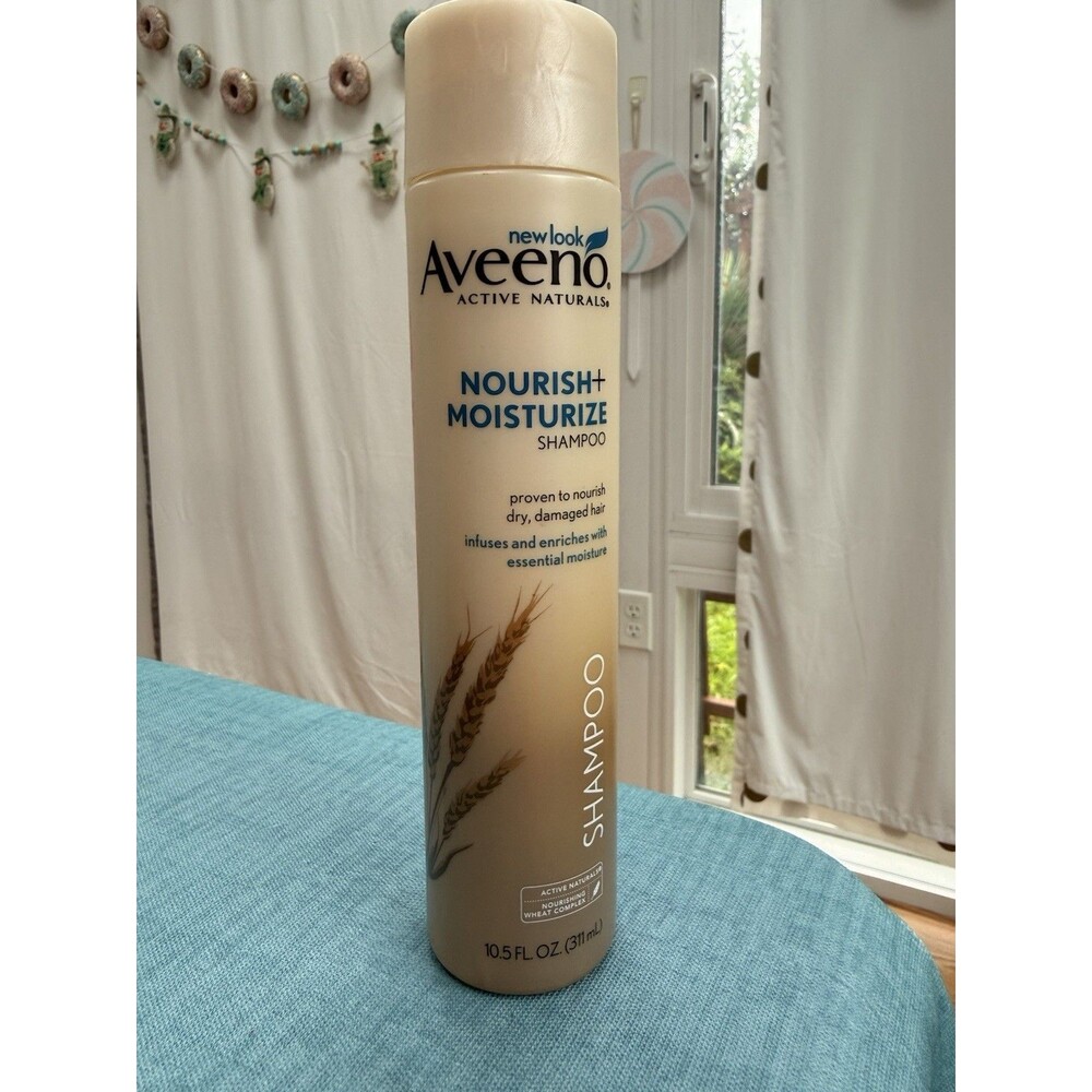 Aveeno Active Naturals Shampoo Nourish + Moisturize 10.5 OZ Wheat Oat Dry Hair